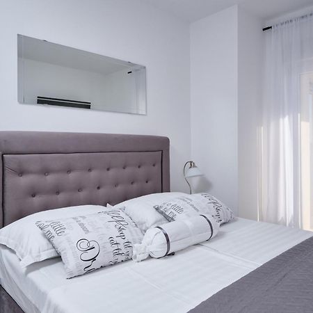 Villa Sky - Heating Pool Kastel Novi Екстер'єр фото