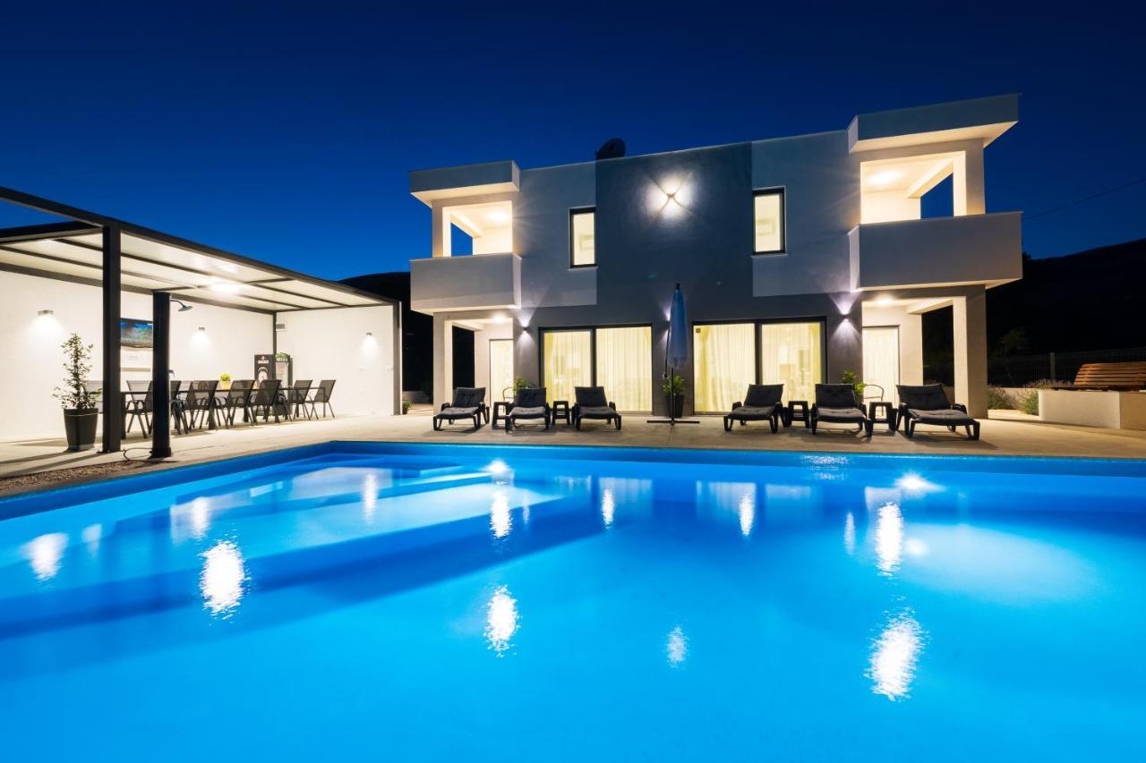 Villa Sky - Heating Pool Kastel Novi Екстер'єр фото