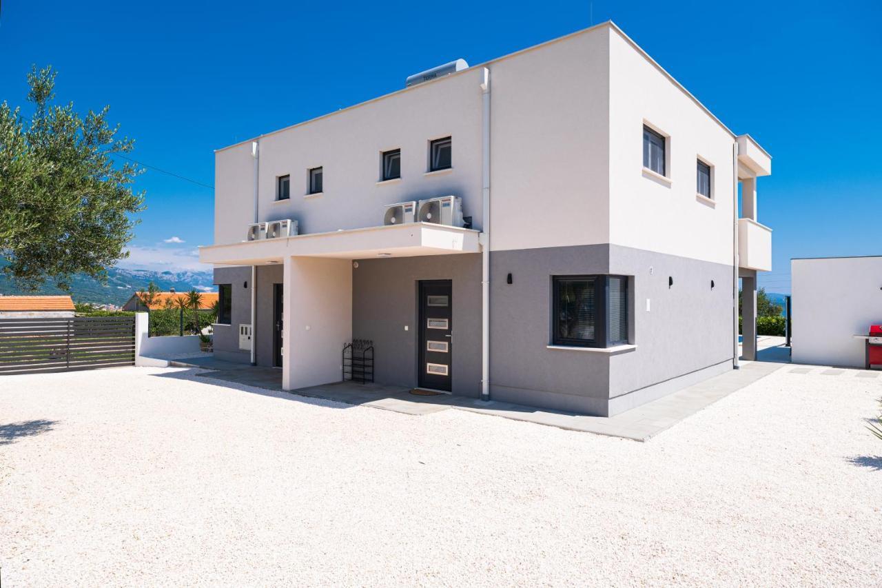 Villa Sky - Heating Pool Kastel Novi Екстер'єр фото