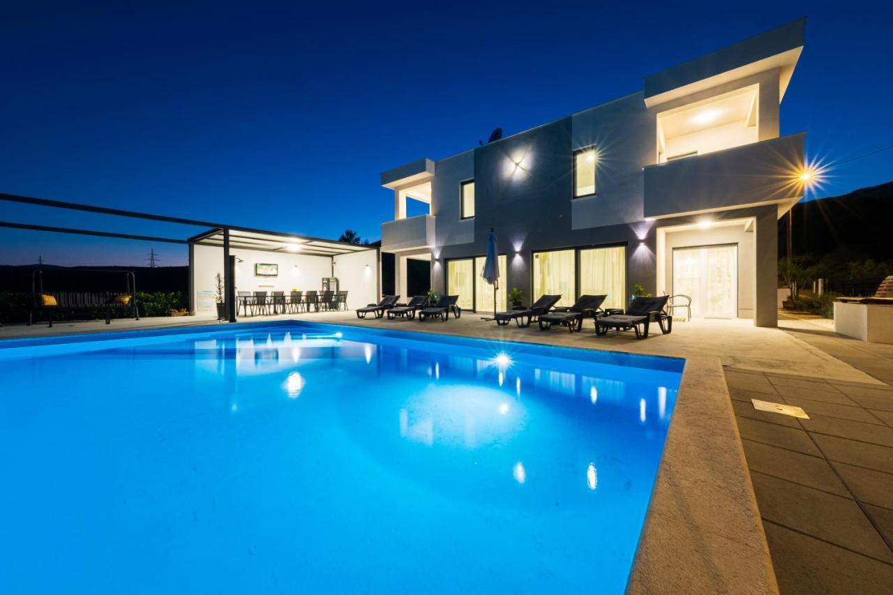 Villa Sky - Heating Pool Kastel Novi Екстер'єр фото