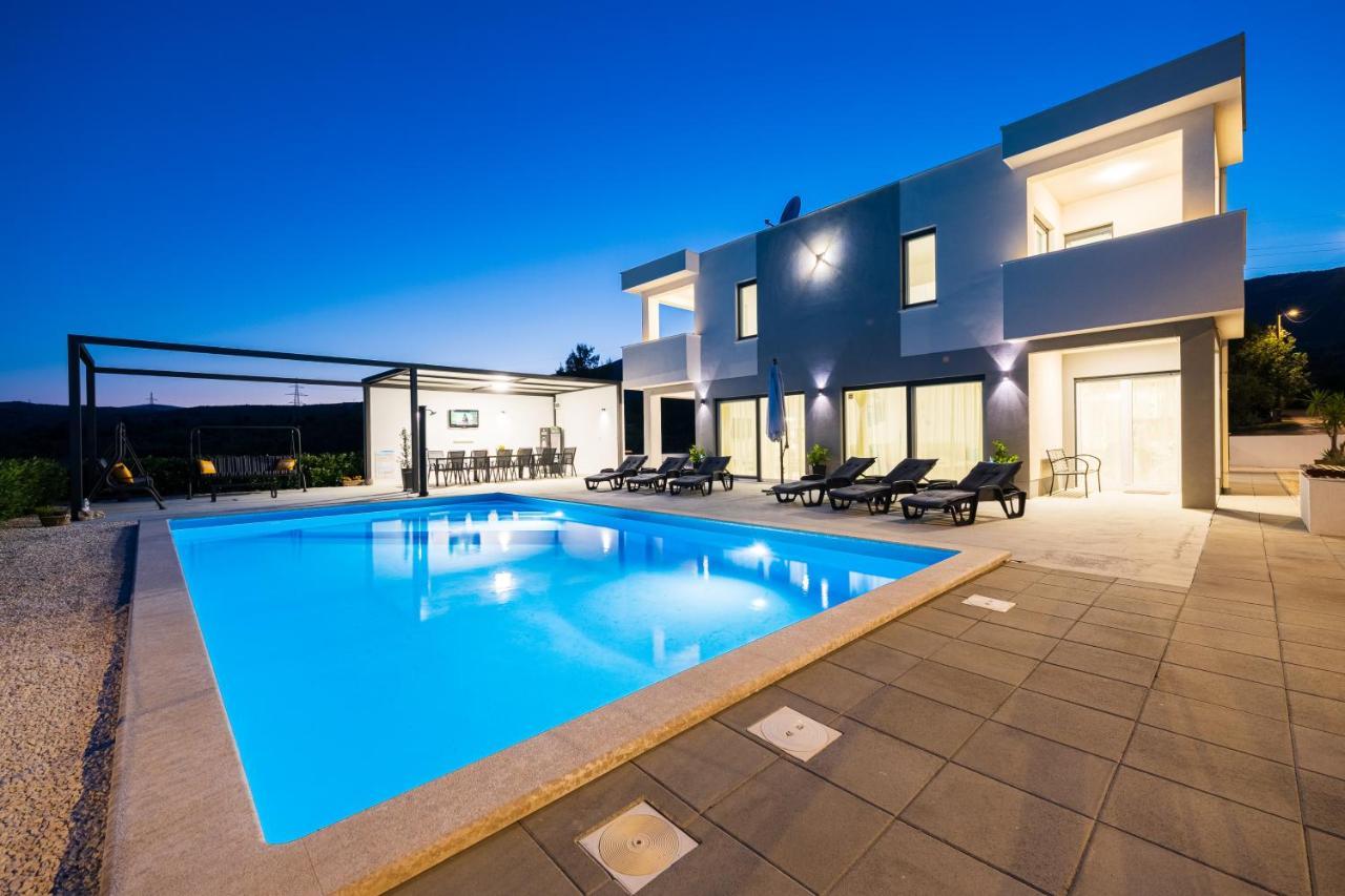 Villa Sky - Heating Pool Kastel Novi Екстер'єр фото