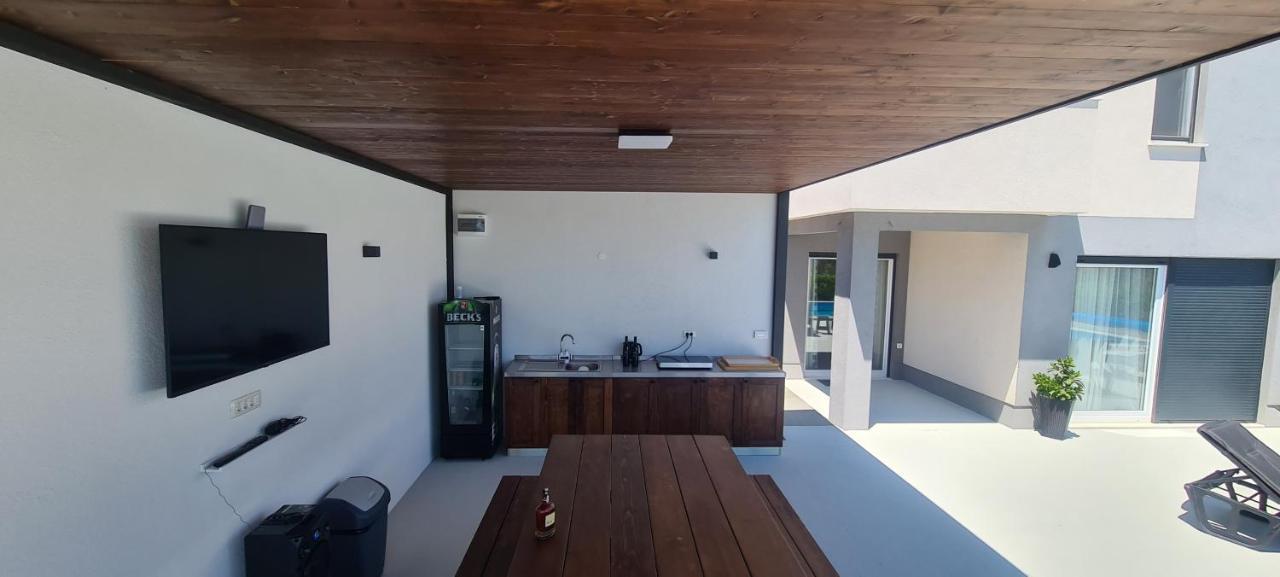 Villa Sky - Heating Pool Kastel Novi Екстер'єр фото