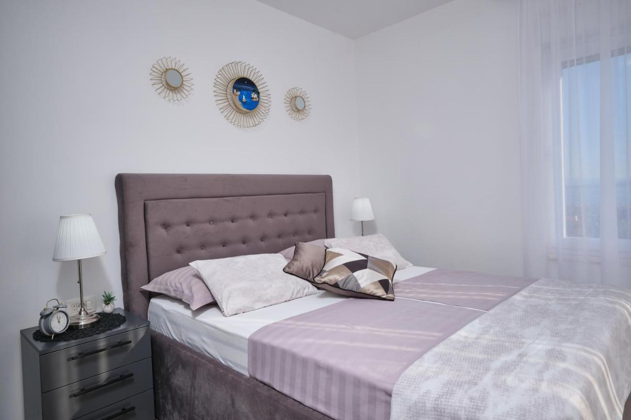 Villa Sky - Heating Pool Kastel Novi Екстер'єр фото