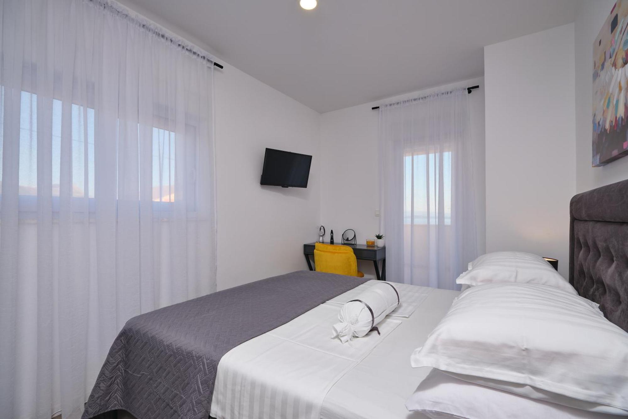 Villa Sky - Heating Pool Kastel Novi Екстер'єр фото
