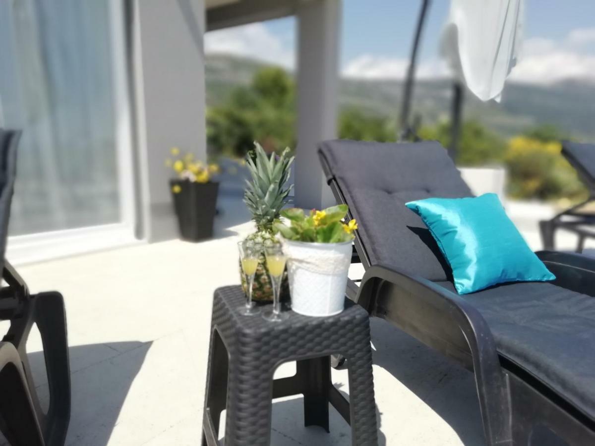 Villa Sky - Heating Pool Kastel Novi Екстер'єр фото